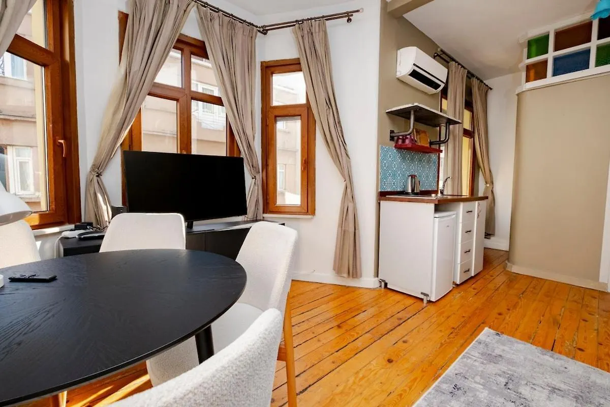 Cosy 2-Bedroom Apartment Istanbul