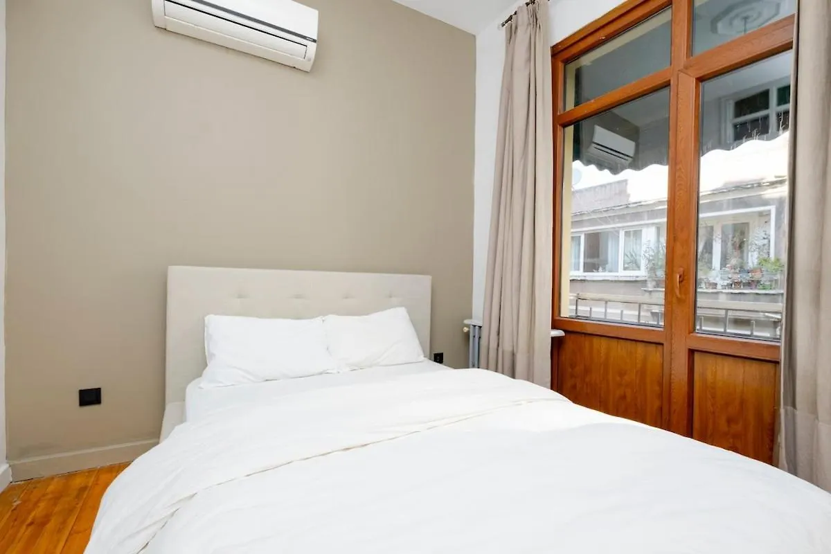 Cosy 2-Bedroom Apartment Istanbul